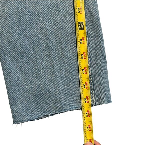 Abercrombie & Fitch 4 Asymmetrical Button Ultra High Rise Straight Leg 90s Jean - Picture 13 of 15